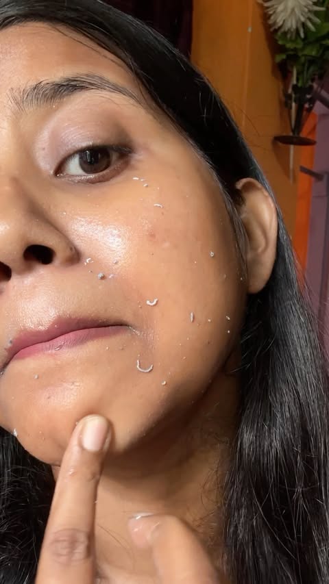 Instagram post by @the_nisha_ghosh for Aqueria. Caption reads: Comment for link ✅ . . #ad #skincare #deadskin....
