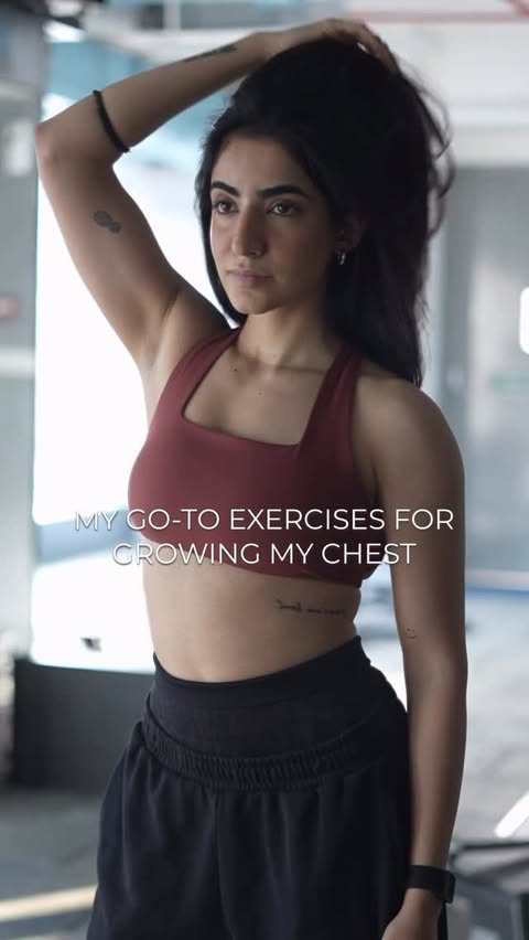 Instagram post by @darpan_narula for MuscleBlaze. Caption reads: [...] Incline dumbbell press
3. Cable fly....