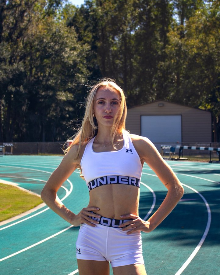 Instagram post by @mackenziesullivan for Under Armour Run. Caption reads: x @uarunning 🏃‍♀️.