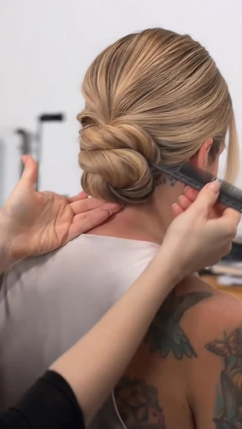 Instagram post by @kasia_fortuna for Moroccanoil. Caption reads: [...] In the video I’m using @moroccanoilpro....