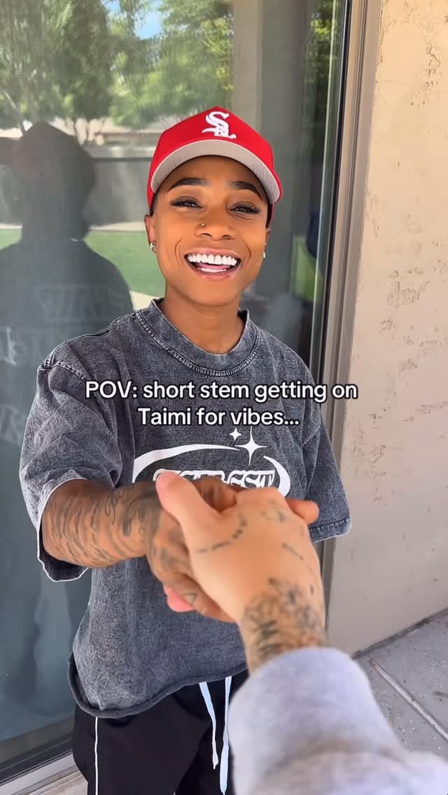 Instagram post by @bacall.sterling for Taimi. Caption reads: @taimiapp definitely knows my type
•
•
•
•
 #ad....