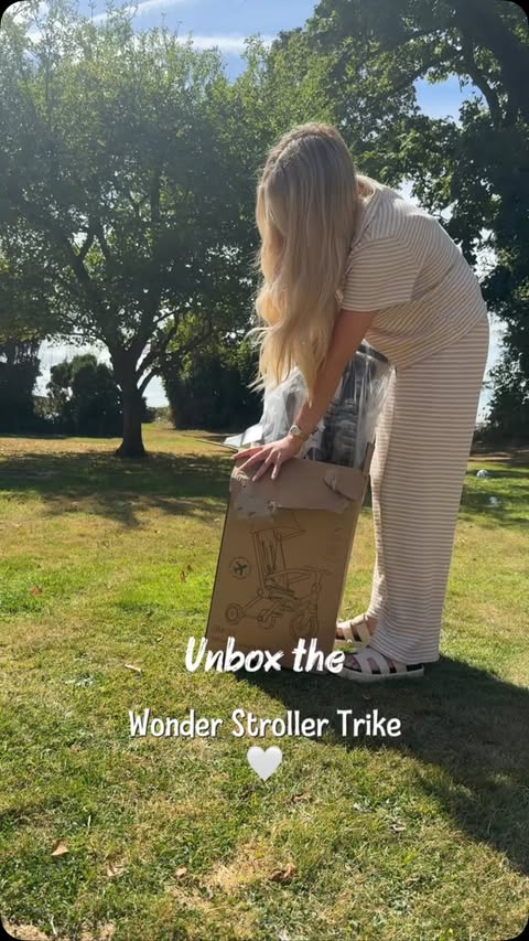 Instagram post by @made_it_our_home for smarTrike. Caption reads: 🌙✨UNBOX my @smartrike.uk Wonder Trike || ad The....