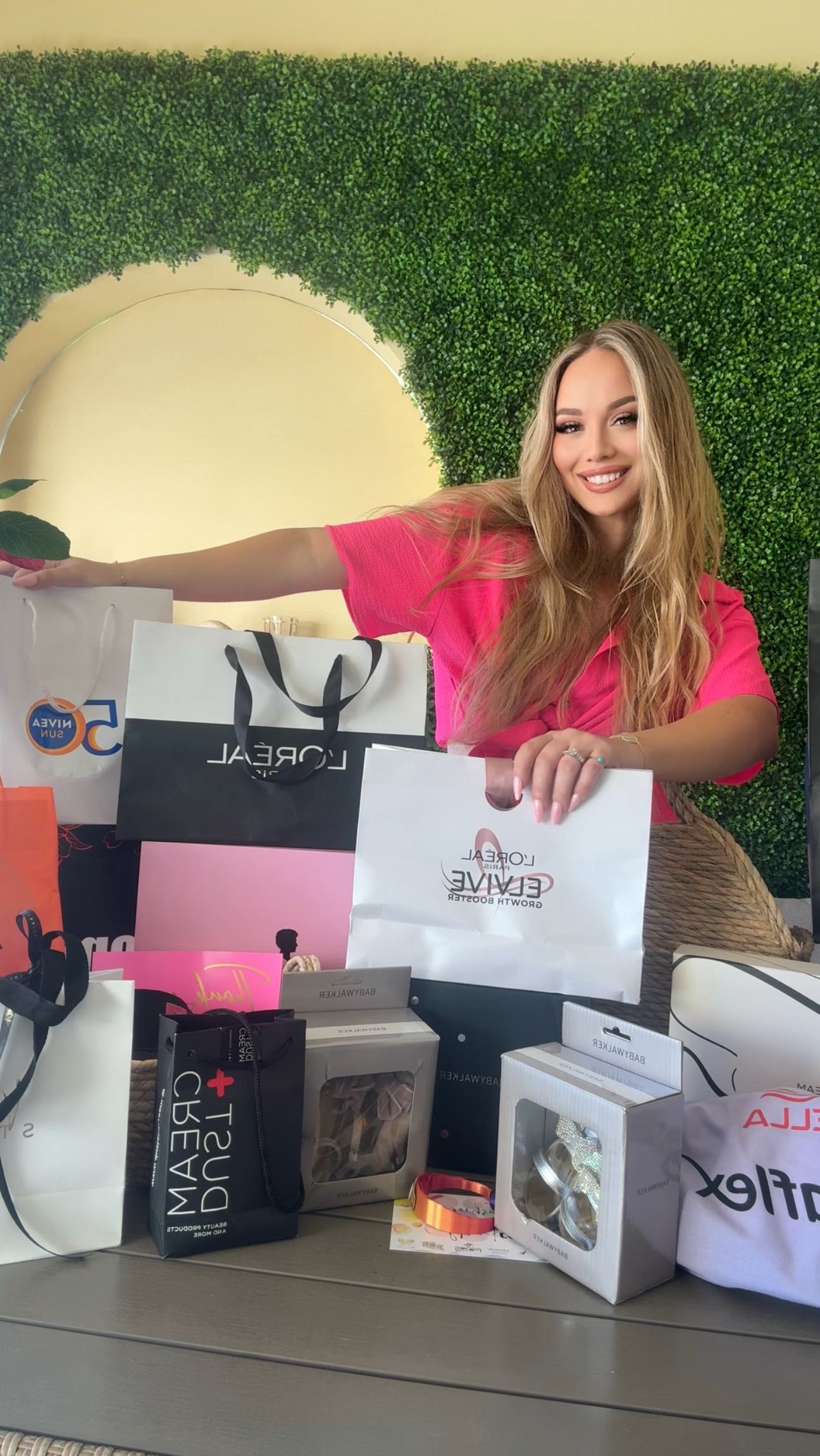 Instagram post by @mara_polith for Bellissima. Caption reads: Unboxing With Me 
- Τα Pr της Εβδομάδας - Part....