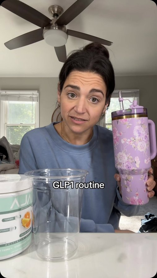 Instagram post by @amyinhalf for KIALA NUTRITION. Caption reads: [...] right now 🏃‍♀️💚 - link in my bio....