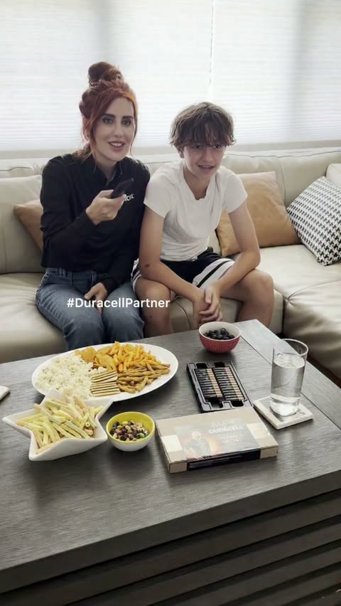 Instagram post by @meganlinkeofficial for Duracell. Caption reads: [...] of our routine. The limited-edition....