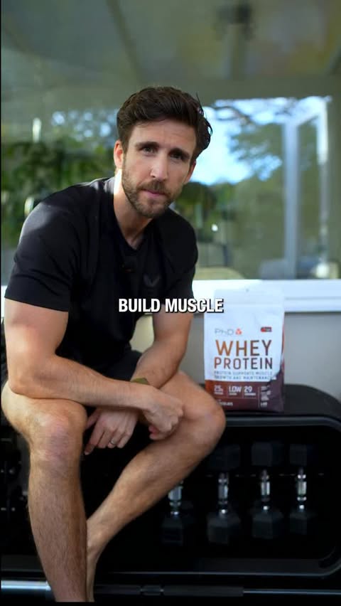 Instagram post by @london_fitness_guy for PhD Nutrition. Caption reads: This is my 5 step system to build muscle 💪

It’s....