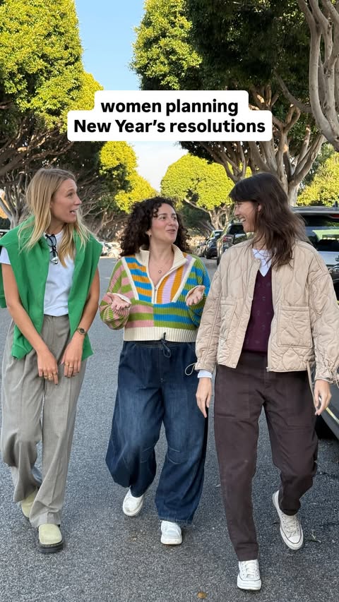 Instagram post by @heyfreesamples for Mattress Firm. Caption reads: [...] just literally sleeping thanks to....