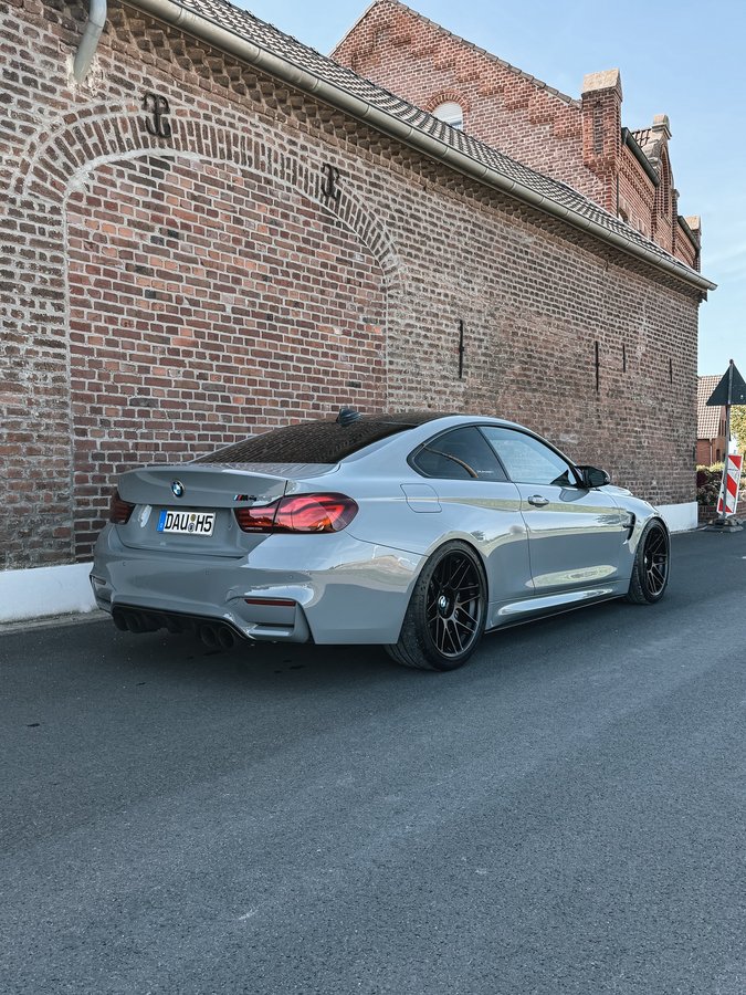 Instagram post by @alexhardt7 for Michelin. Caption reads: When Nardo Gray Uni starts shining 💅

Thanks....