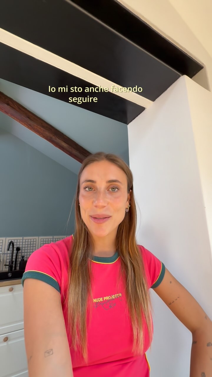 Instagram post by @mynameisfrancescabiella for Waterdrop. Caption reads: ho trovato la soluzione per idratarmi senza....