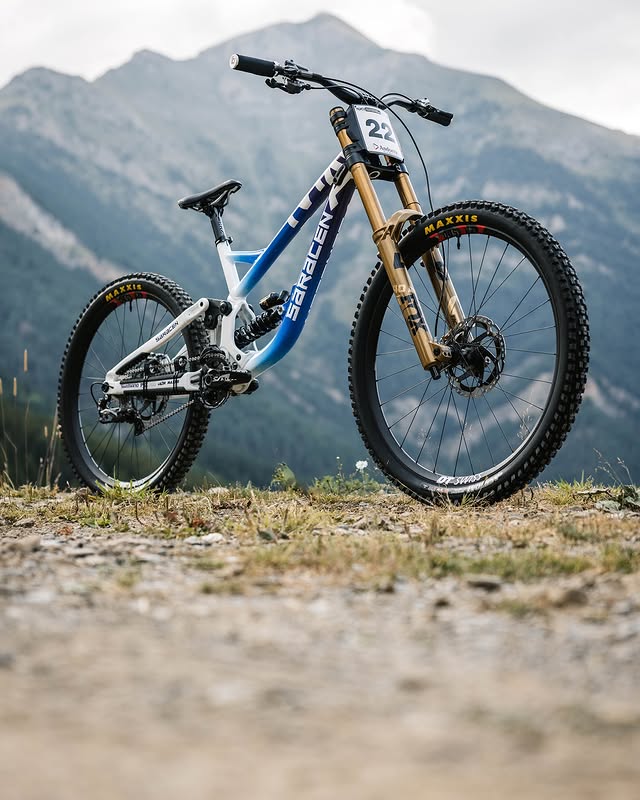 Instagram post by @gregwilliamson1 for 100% Bike. Caption reads: Ohhh c’mon! Never get tired of World Champs week…....