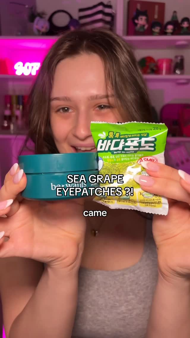 Instagram post by @_leaveitblank for Bewants. Caption reads: [...] in bio 👀 #skincare #skincareproducts....