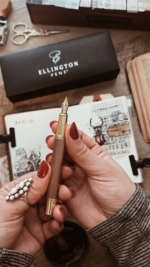 Instagram post by @hippie.craft.fairy for Ellington Pens. Caption reads: New week, new pen! Happy Monday, friends!

Come....