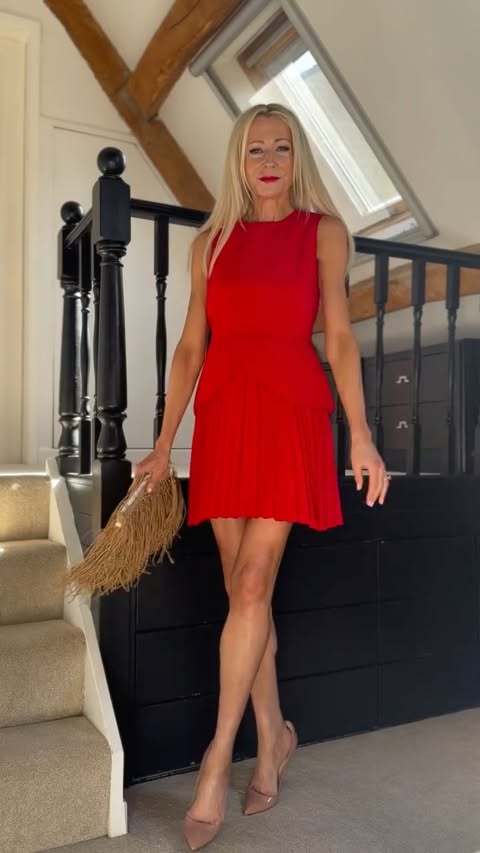 Instagram post by @redsuedeheels for Rihoas. Caption reads: 5 summer dresses from @rihoas_official for any....