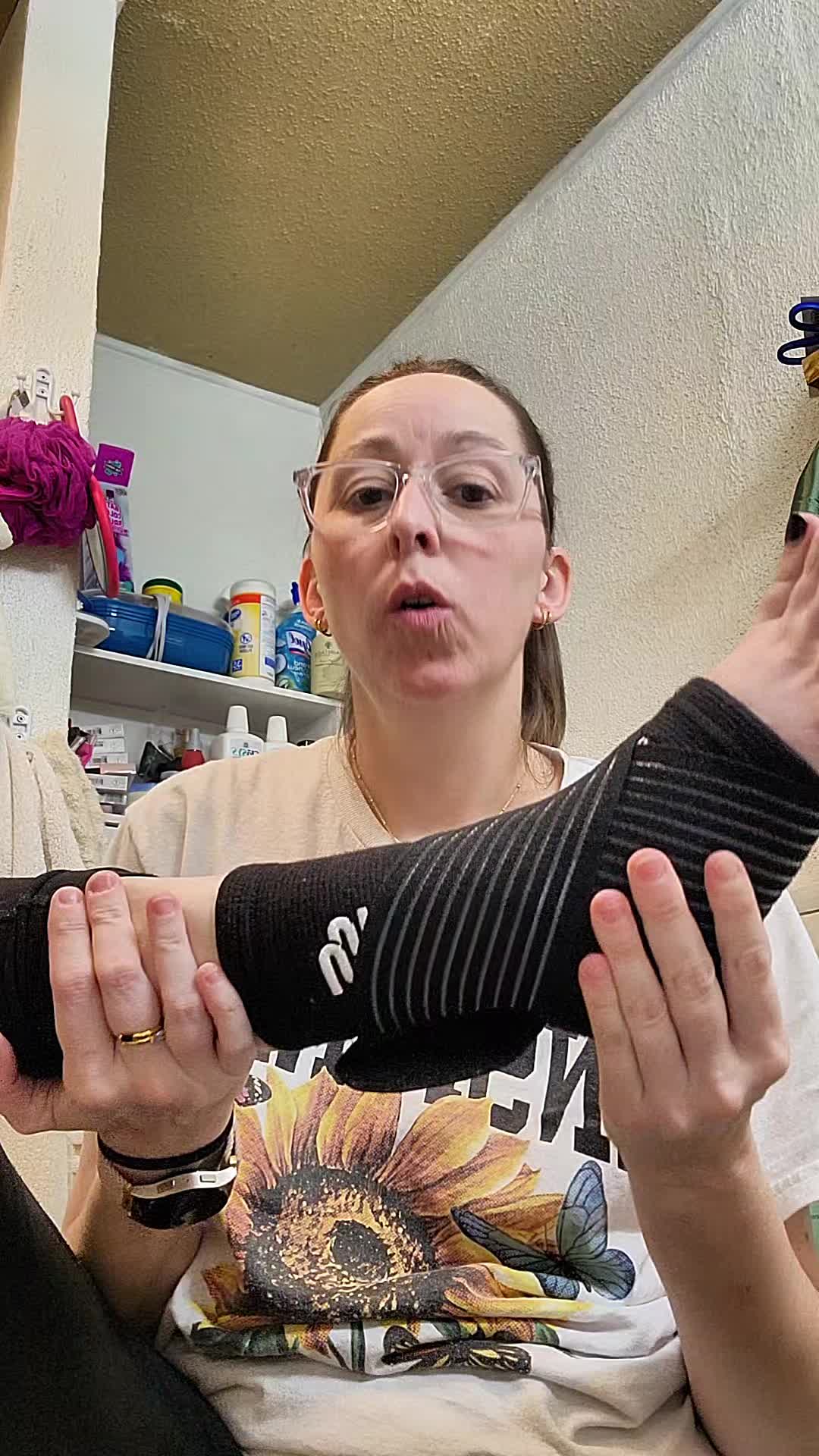 TikTok post by @aligator313 for Sleeve Stars. Caption reads: [...] this is a win in my EDS/Fibro book. @Sleeve....