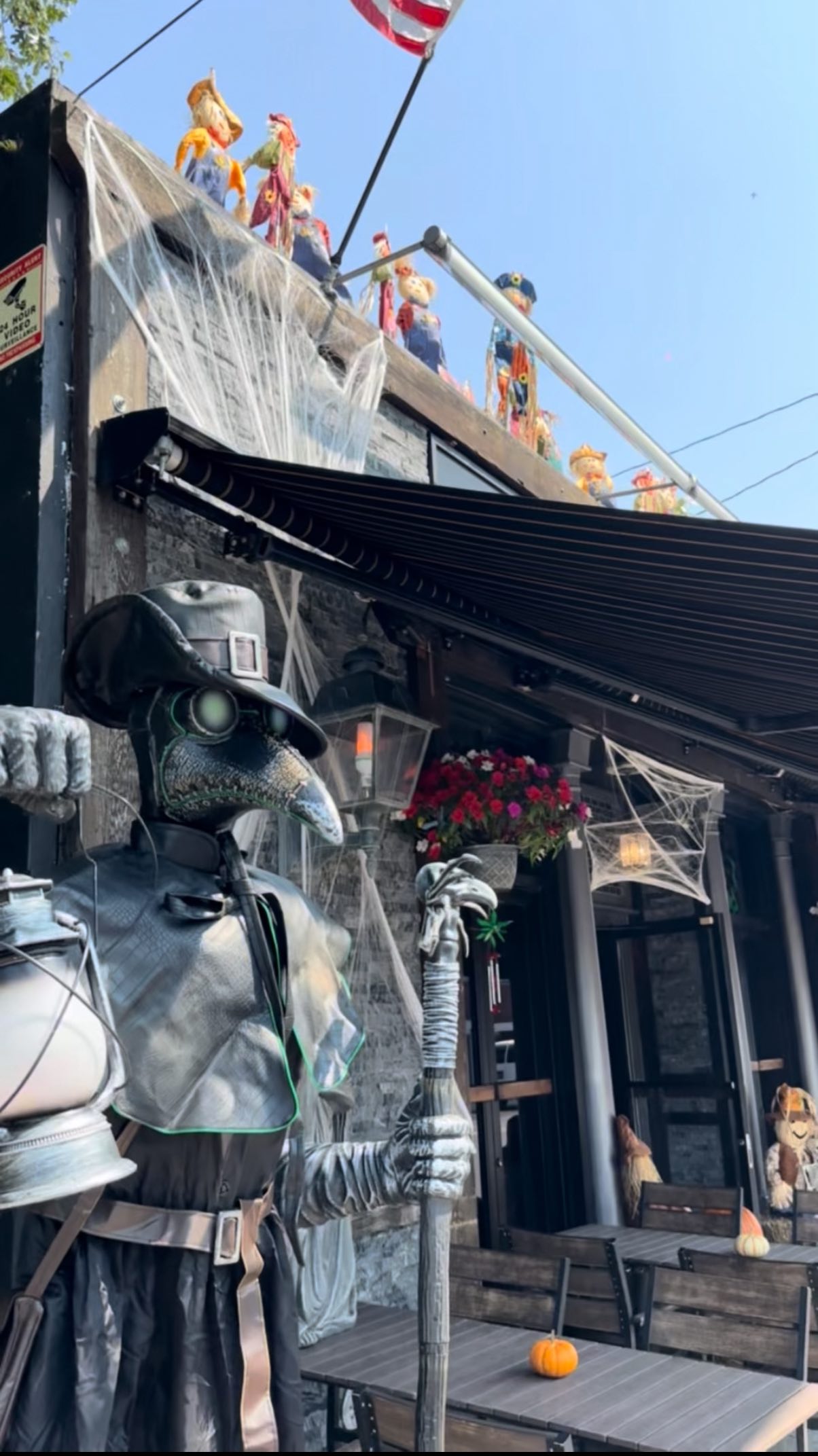 Instagram post by @westchesterdatenight for USA TODAY. Caption reads: 🖐🏽 spots for festive fun & food in....