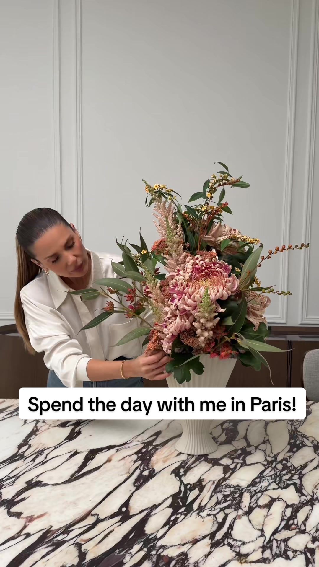 TikTok post by @aliandreeamakeup for Laura Mercier. Caption reads: Not all setting sprays are created equal but the....