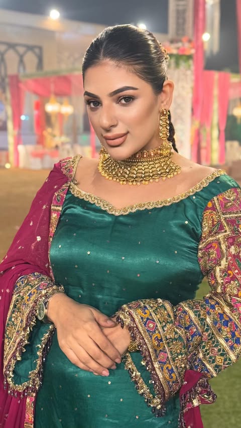 Instagram post by @makeupbypritikasinghnarula for Aqualens. Caption reads: @aqualens.in.