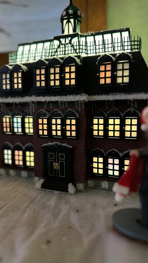 Instagram post by @3acrehomestead for The Cottage Journal. Caption reads: We enjoyed Thanksgiving and now Christmas is in....