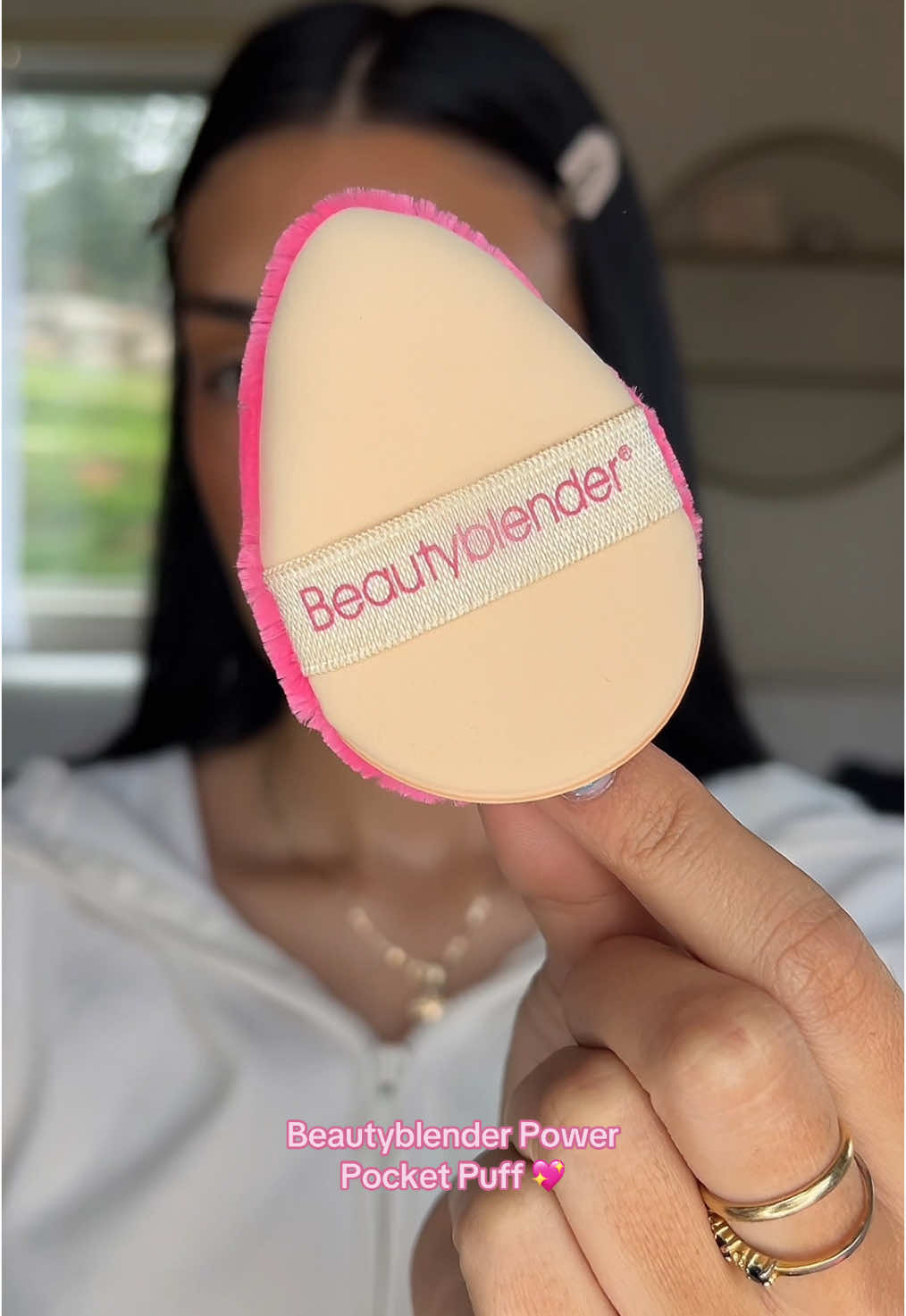 TikTok post by @honeygirlmua for Beautyblender. Caption reads: Beautyblender Power Pocket Puff Dual [...].