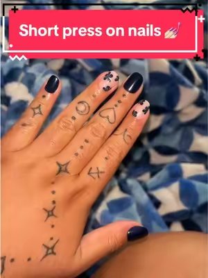 TikTok post by @rosas.diaries for CurvLife_official. Caption reads: Love me a good short nail set 💅🏻 #pressonnails....