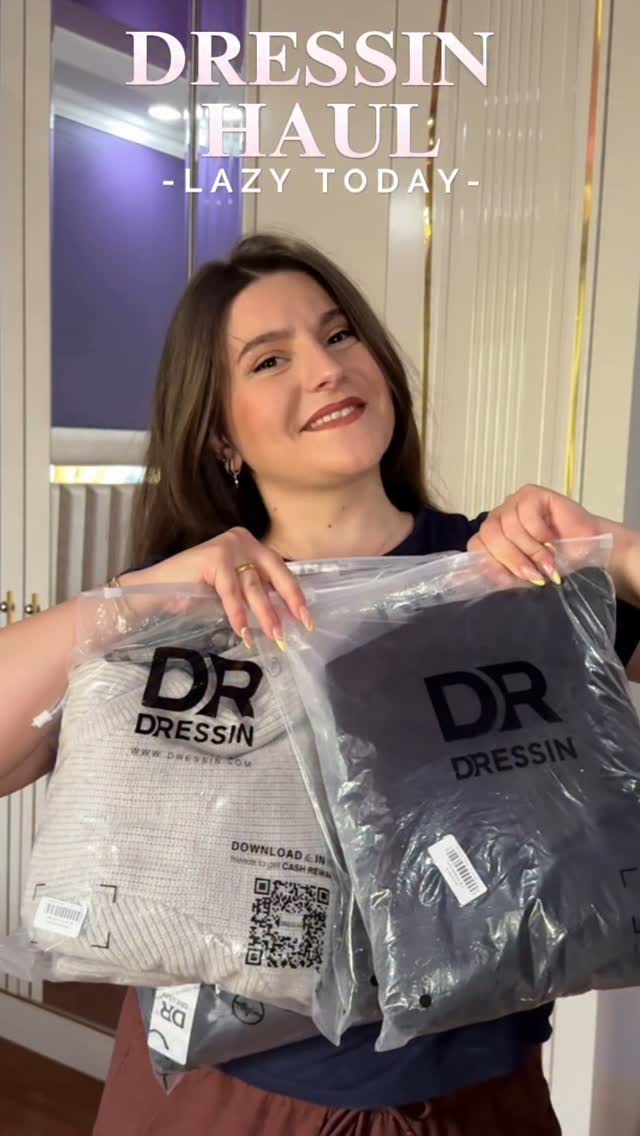 Instagram post by @likkunaas_ for DRESSIN. Caption reads: [...] 10% off over $60 💖 Link in my bio....