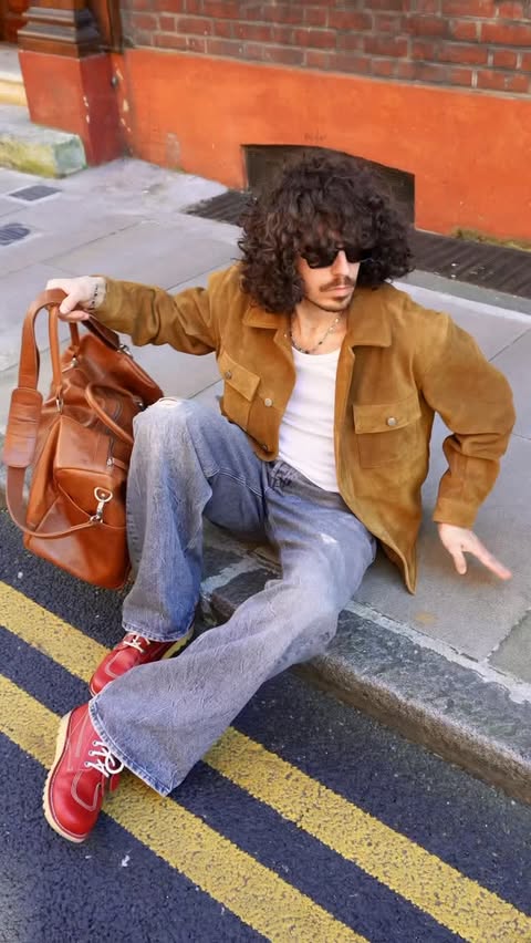 Instagram post by @_mitchellstefan for Trendhim. Caption reads: i’m all set for golden hour @trendhim / ad.