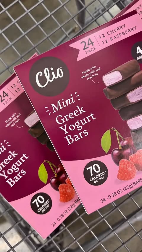 Instagram post by @em.loren_ for Clio Snacks. Caption reads: [...] BJ’s to stock up on my fav mom snack!....