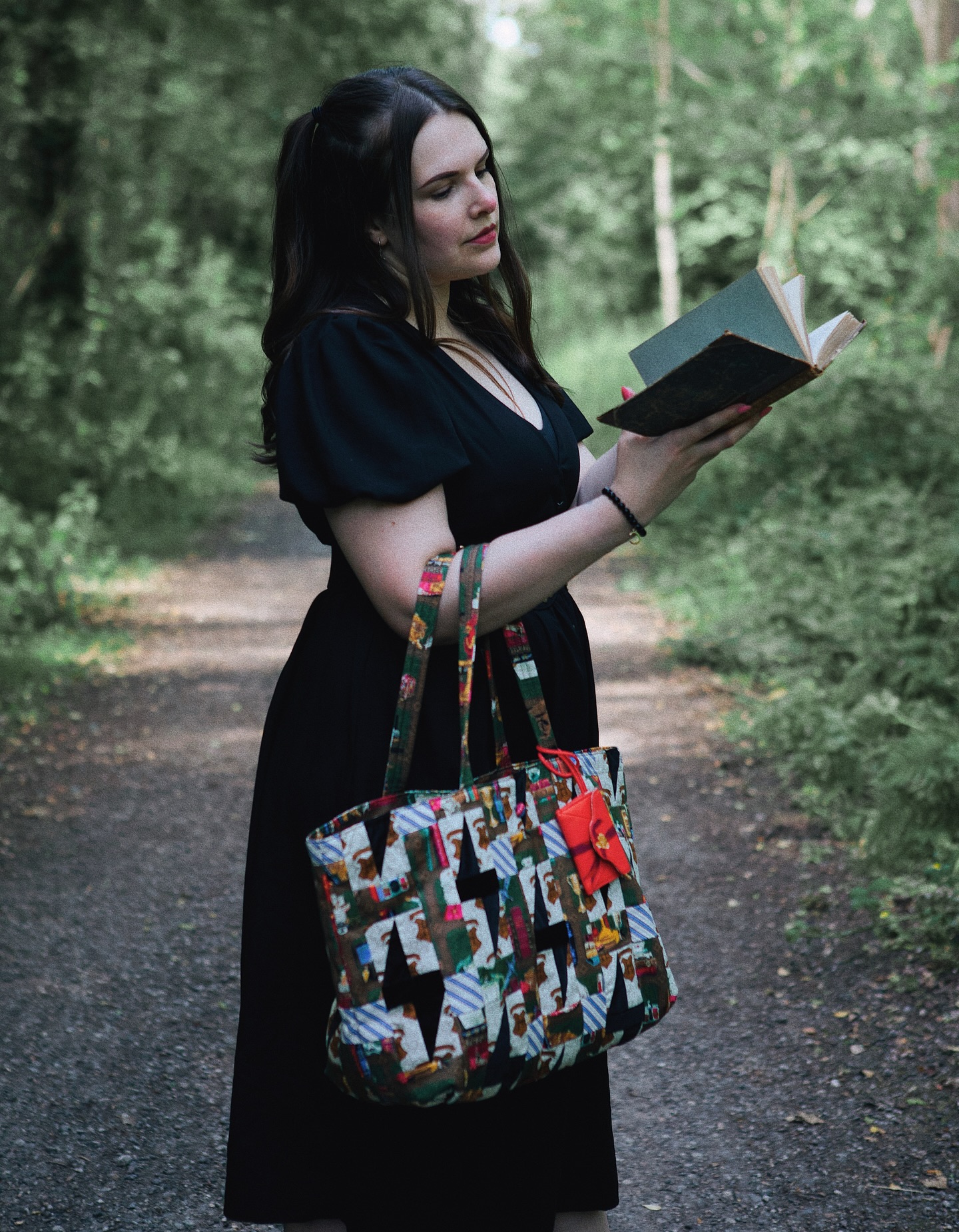 Instagram post by @cherrywallis for verabradley. Caption reads: ad | This bag holds more than just essentials - it....