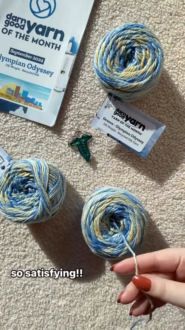 Instagram post by @knittybae for Darn Good Yarn. Caption reads: [...] was kindly gifted to me by lovely....
