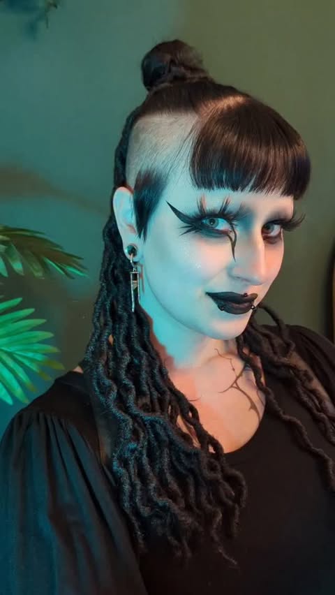 Instagram post by @lilachris for Punkyouth. Caption reads: [...] behold my cute new earrings from....