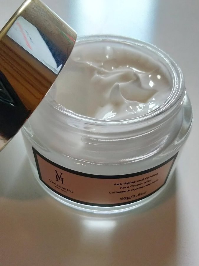 Instagram post by @lookingmybest for Vivienne Hu. Caption reads: [...] I decided to team up with....