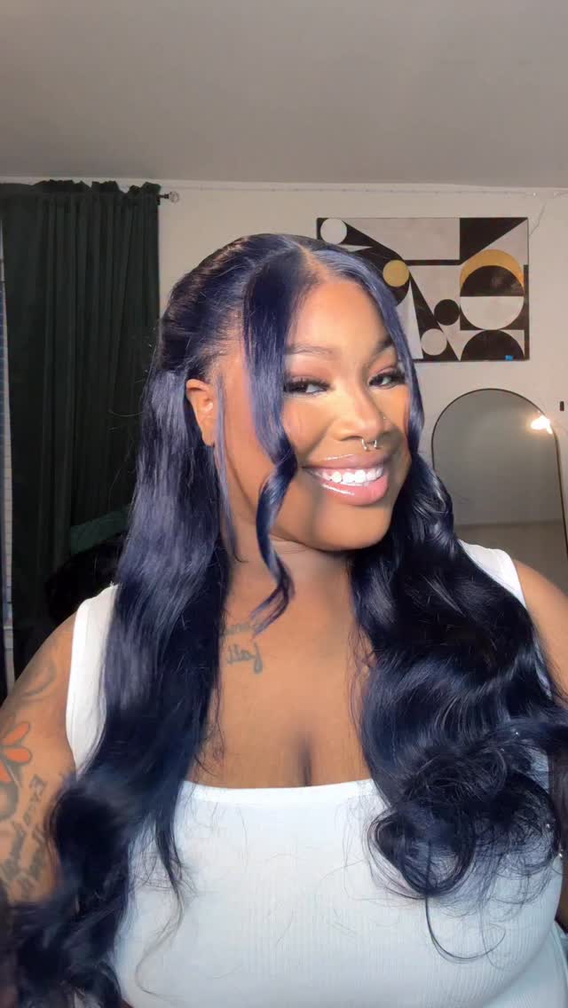 Instagram post by @envytori___ for Arabella Hair. Caption reads: @arabellahairofficial 13x6 loose wave glueless USE....