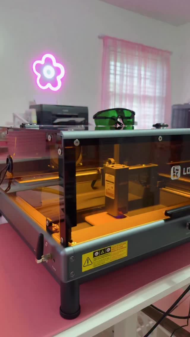 Instagram post by @l.girlprinting for HTVRONT. Caption reads: New @loklik_official + @htvront new laser cutter....