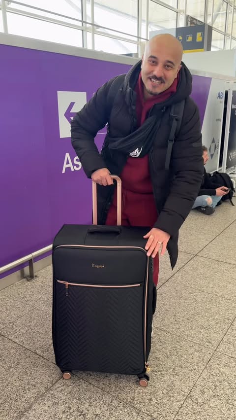 Instagram post by @theherewearefamily for it Luggage. Caption reads: [...] #travel Luggage kindly gifted to us by....