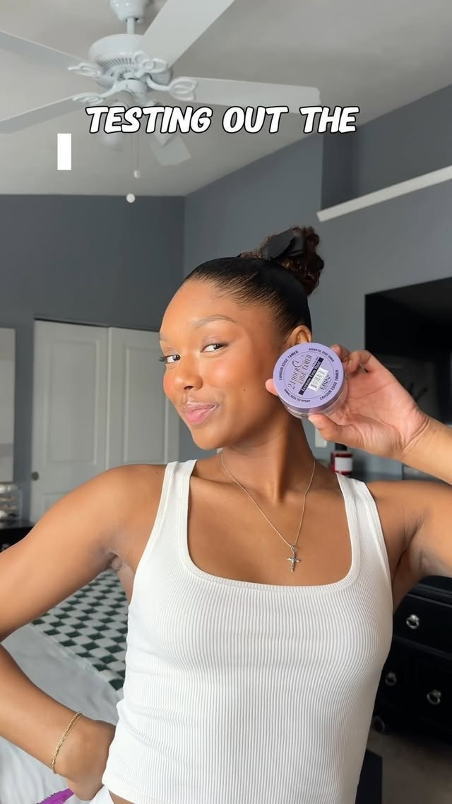 Instagram post by @_thtblasiangirl for Ebin New York. Caption reads: I would say this @ebin_newyork 24 Hour Edge Tamer....