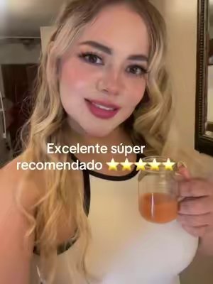 TikTok post by @carolinagarciamendez87 for SUSTEAS. Caption reads: #susteas #salud #recetassaludables #extractor....