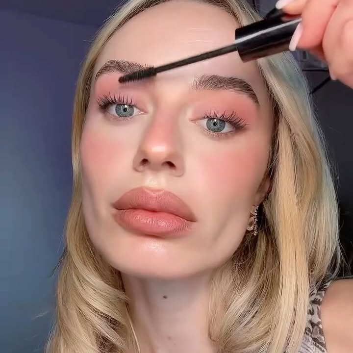 Instagram post by @sonyaesman for Kroger. Caption reads: spring pinky toned doll makeup 🌸 under $100 for....