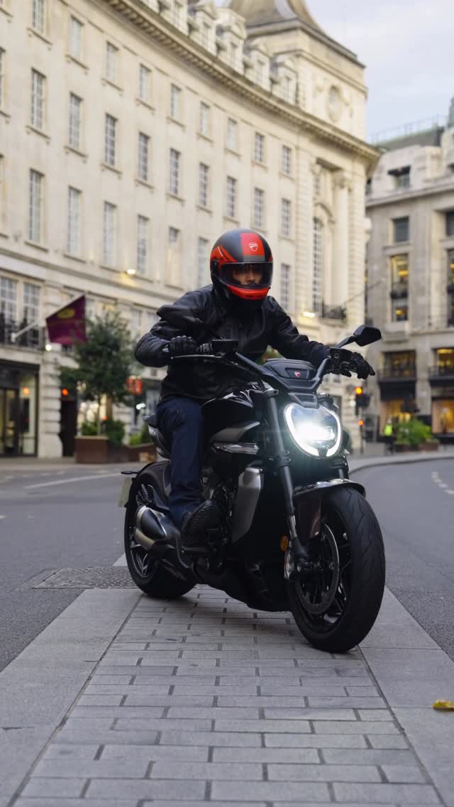 Instagram post by @alextuttlemedia for Ducati. Caption reads: Feet Forward. Heads Turning.
Actor @lucapasqualino....
