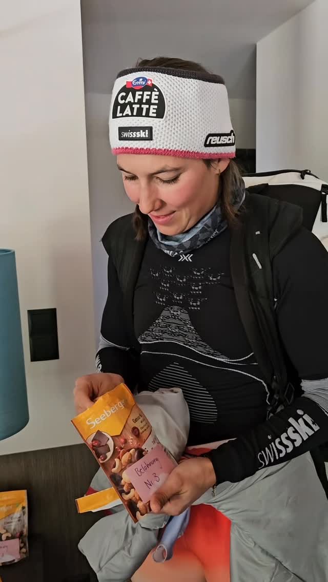 Instagram post by @wendyholdener for Seeberger. Caption reads: [...] die passende Belohnung mit @seeberger_1844....