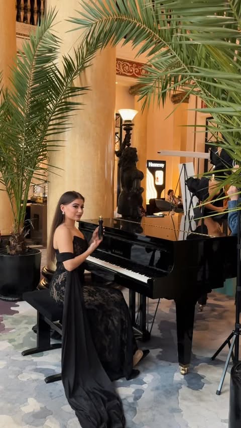 Instagram post by @ellen_kharitonashvili for Oriflame. Caption reads: @oriflame @oriflame_ge 🖤Divine Dark Velvet Eau de....