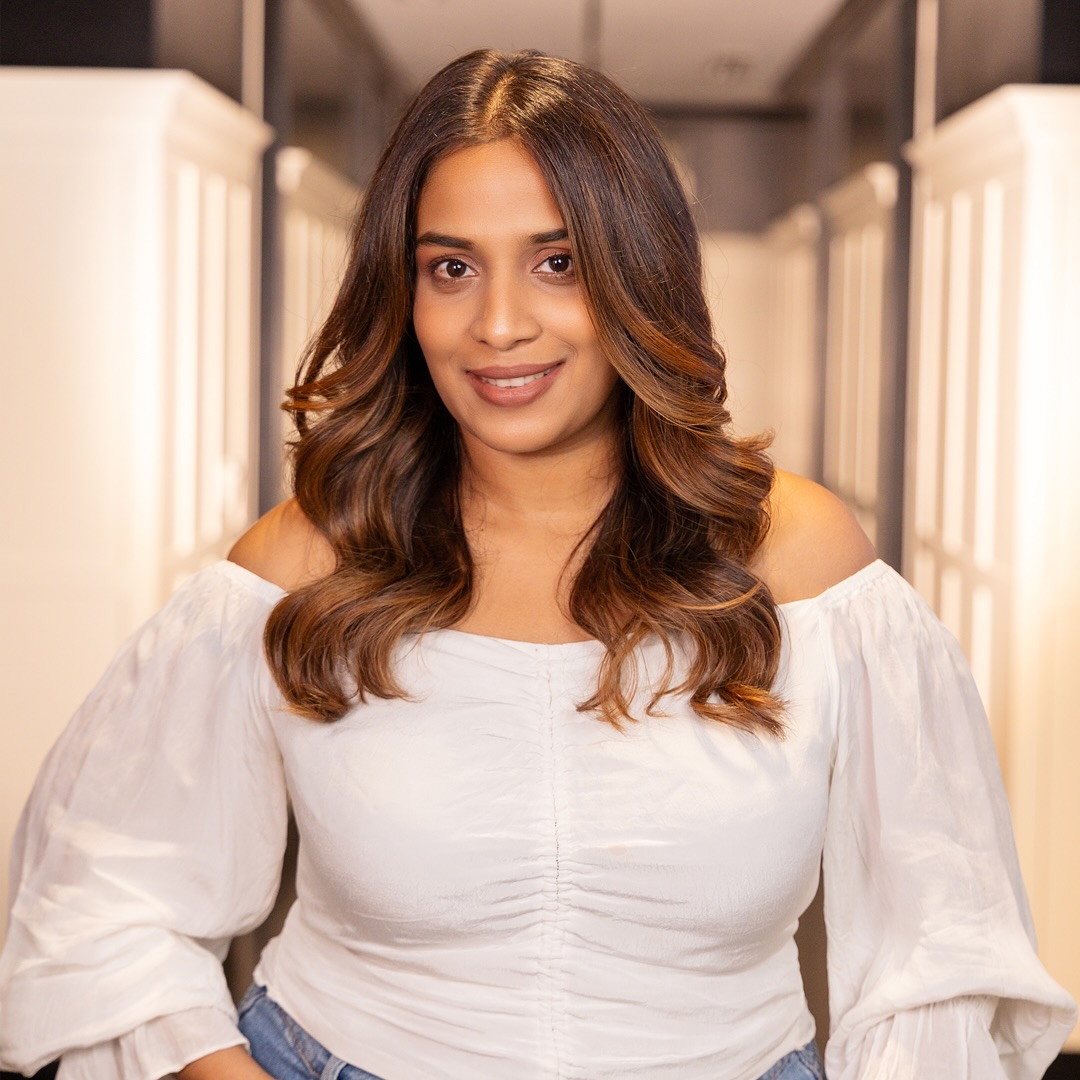 Instagram post by @mahathalli for L’oréal Professionnel. Caption reads: #AD 

Gave my hair the upgrade it truly deserved....
