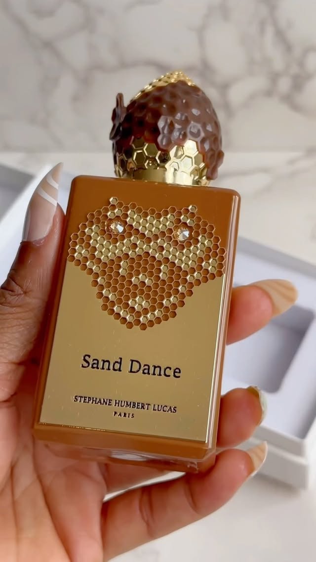Instagram post by @mowasmellsgood for Stéphane Humbert Lucas. Caption reads: Unboxing @stephanehumbertlucas Sand Dance 🥰✨ Top....