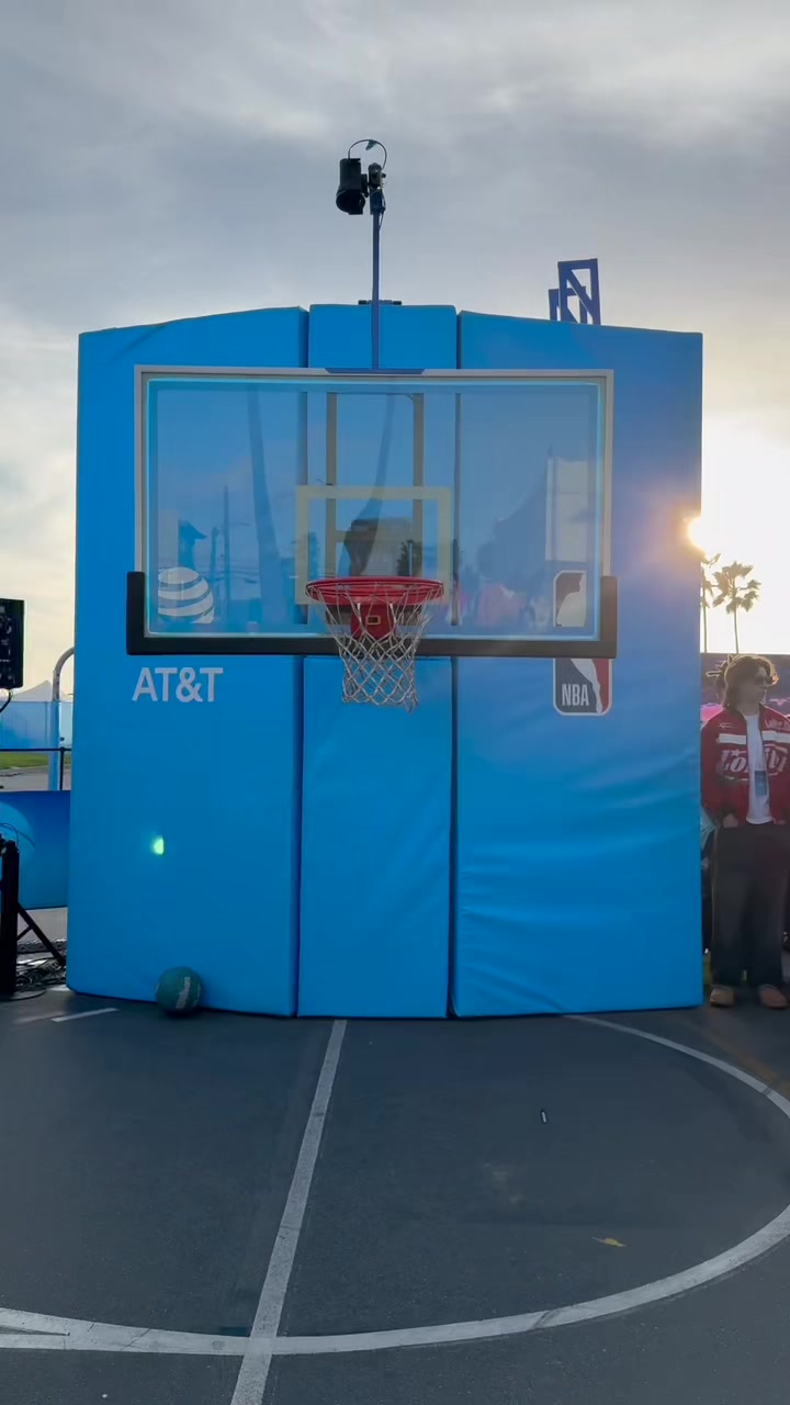 TikTok post by @jesseryt for AT&T. Caption reads: Had an awesome time at the AT&T Dunk District....