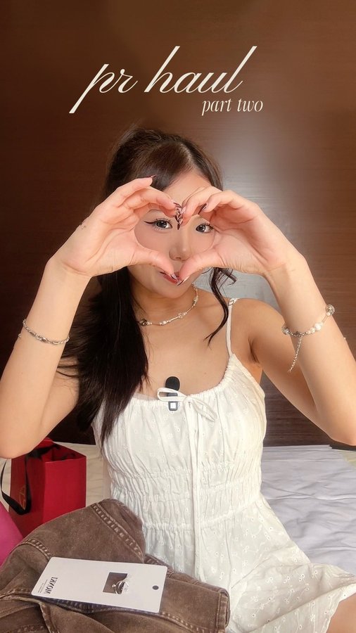 Instagram post by @kah.weihh for Monki. Caption reads: PR UNBOXING PART 2 ✨🇲🇾

thank you to all brands....