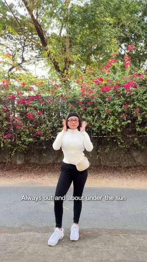 Instagram post by @dorothynanong for Glad2Glow Philippines. Caption reads: dry skin? we’re not doing that today 😌 G2G Bright....