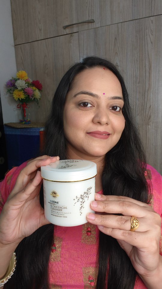 Instagram post by @stunning_beautybliss for Ozone Ayurvedics. Caption reads: Festive-Ready in Minutes
Festive season = endless....