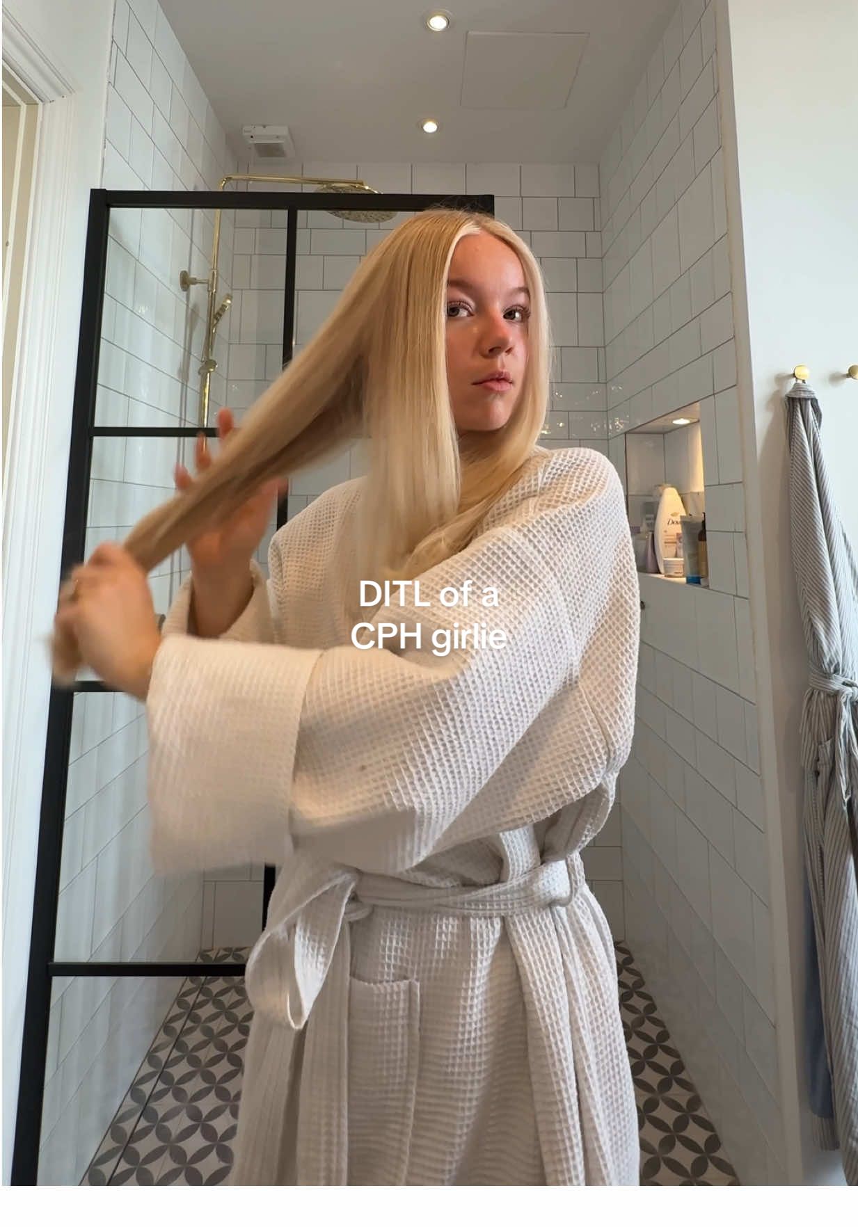 TikTok post by @carolinestordal for Maria Nila. Caption reads: annonce @Maria Nila 💕 my hair routine on hair....