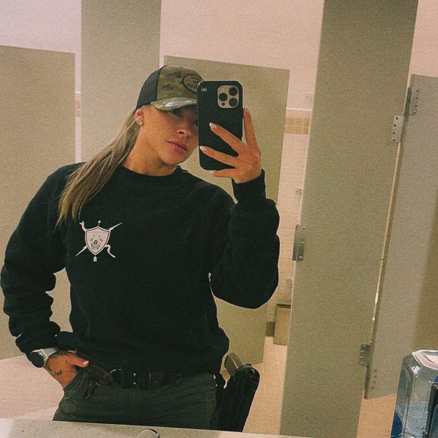 Instagram post by @_thapaigie for Reign Body Fuel. Caption reads: Fun week with dawgs & fitness 🤌🏼 

-thanks....