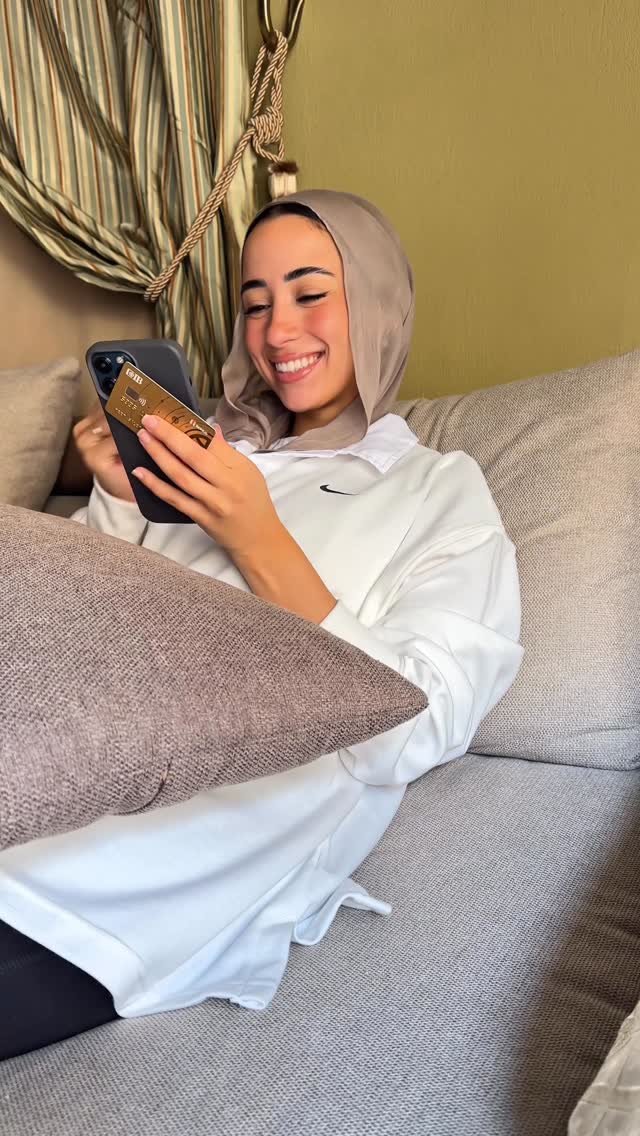 Instagram post by @r_ellithy for talabat. Caption reads: Don’t miss this offer!💯 @talabat_egypt....