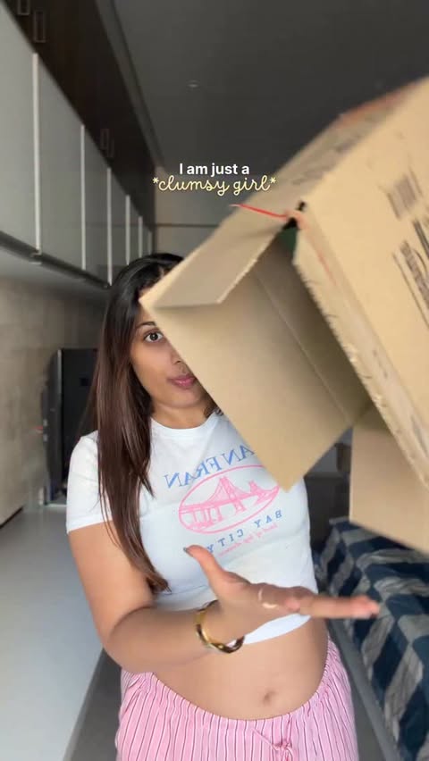 Instagram post by @bhavyakamainaccount for Amazon Fashion. Caption reads: Hot stuff🌶️

Got the tumbler from....